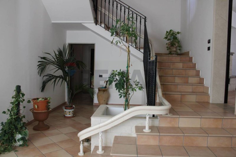 伊斯皮卡独栋房屋