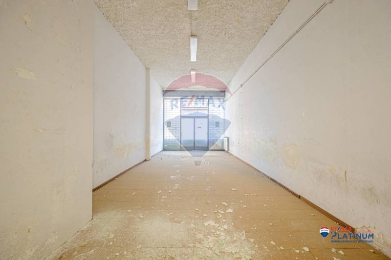 Commercial property in Paternò