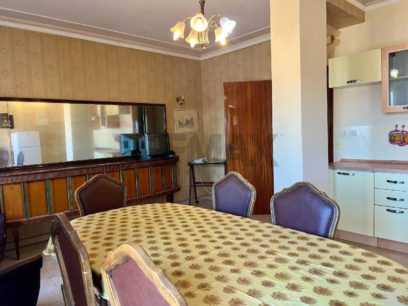 Lägenhet i Carlentini