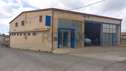 Коммерческая недвижимость в Комизо