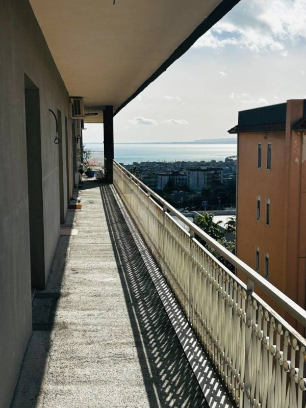 Apartamento em Catânia