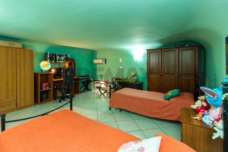 Casa geminada em Acireale