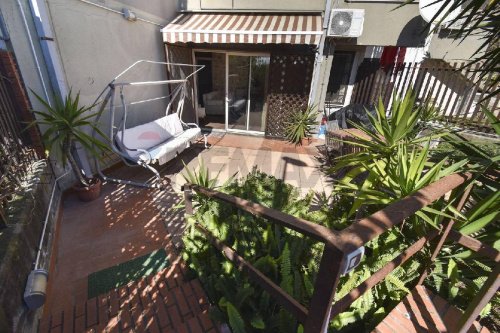 Apartamento em Aci Castello