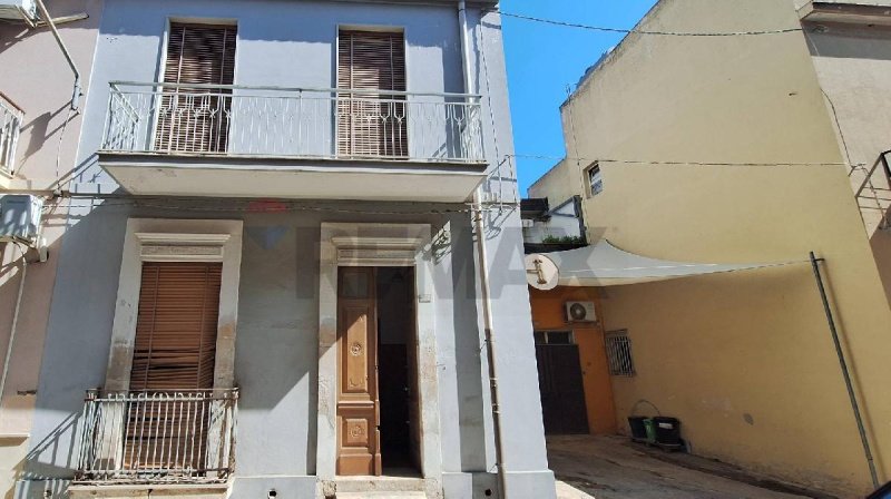 4 Bedrooms Detached house for sale in Rosolini [809465] | Gate-away®