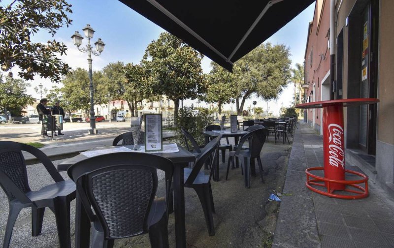 Local commercial à Aci Bonaccorsi