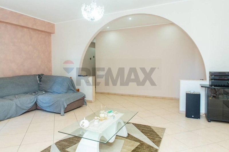 Lägenhet i Aci Catena