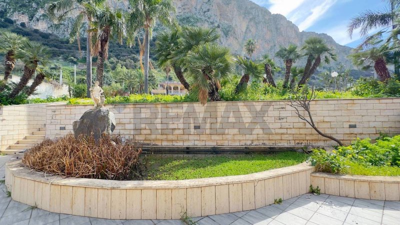 Local commercial à Carini