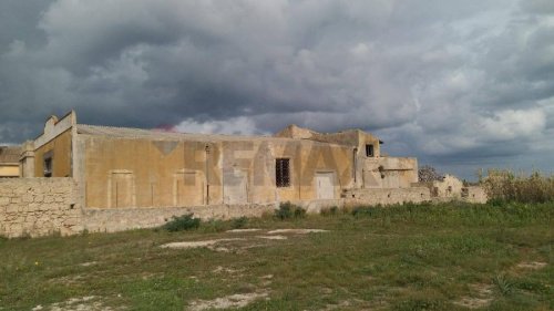 Gewerbeimmobilie in Pachino