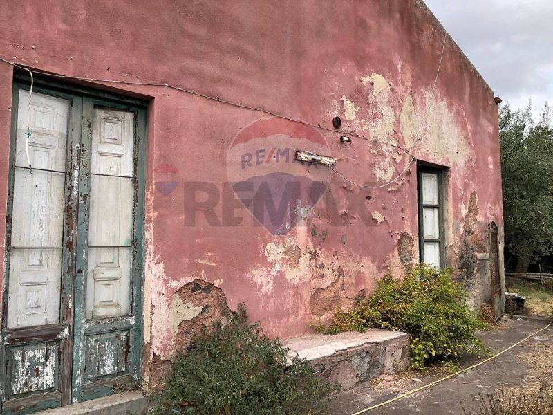 特雷梅斯蒂耶里-埃特内奥乡间房屋