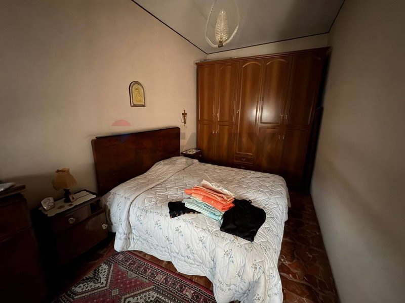 Doppelhaushälfte in Caltagirone