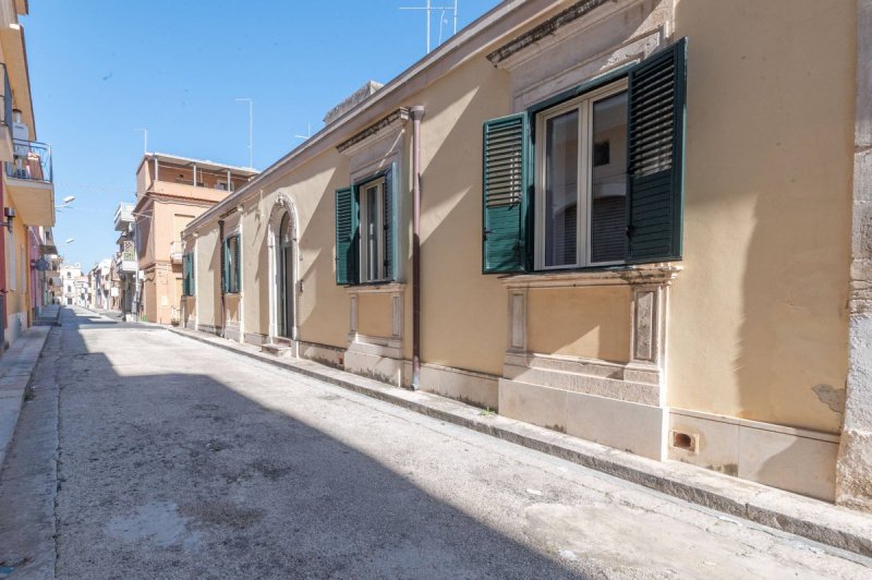 Особняк в Розолини