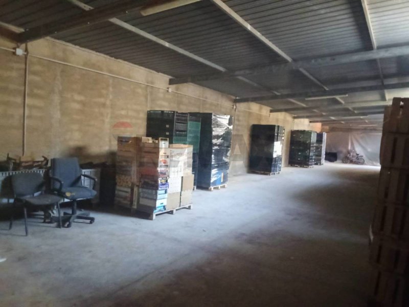 Kommersiell byggnad i Scicli