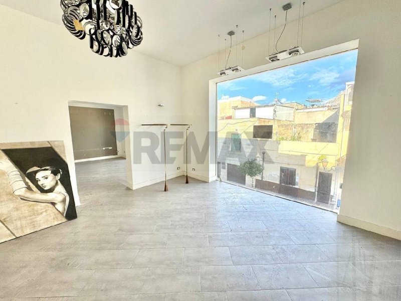 Zakelijk onroerend goed in Terrasini