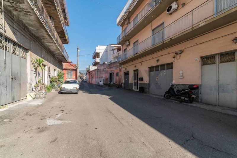 Apartamento em Aci Sant'Antonio