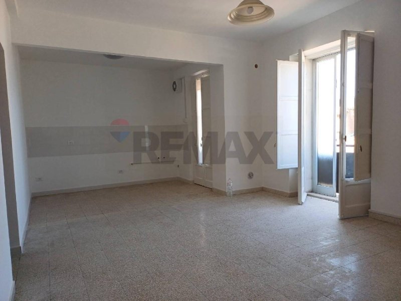 2 Bedrooms Apartment for sale in Chiaramonte Gulfi [811542] | Gate-away®