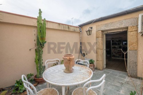 Особняк в Кальтаджироне