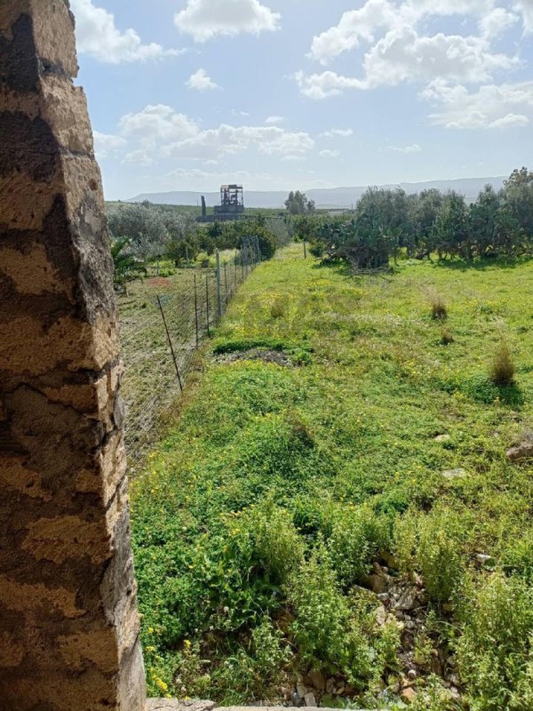 Сельскохозяйственный участок в Лентини