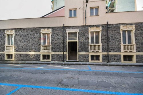 Vrijstaande woning in Adrano