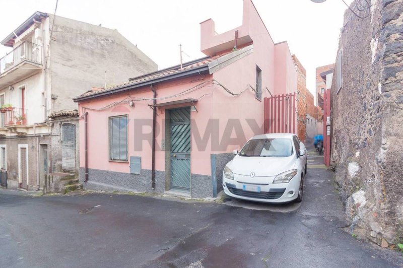 Casa semi indipendente a Paternò