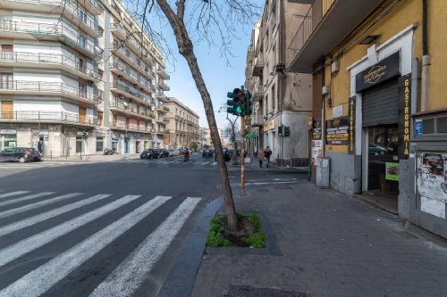 Immobile commerciale a Catania