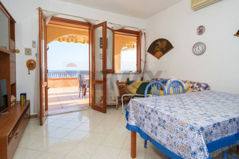 Appartamento a Letojanni