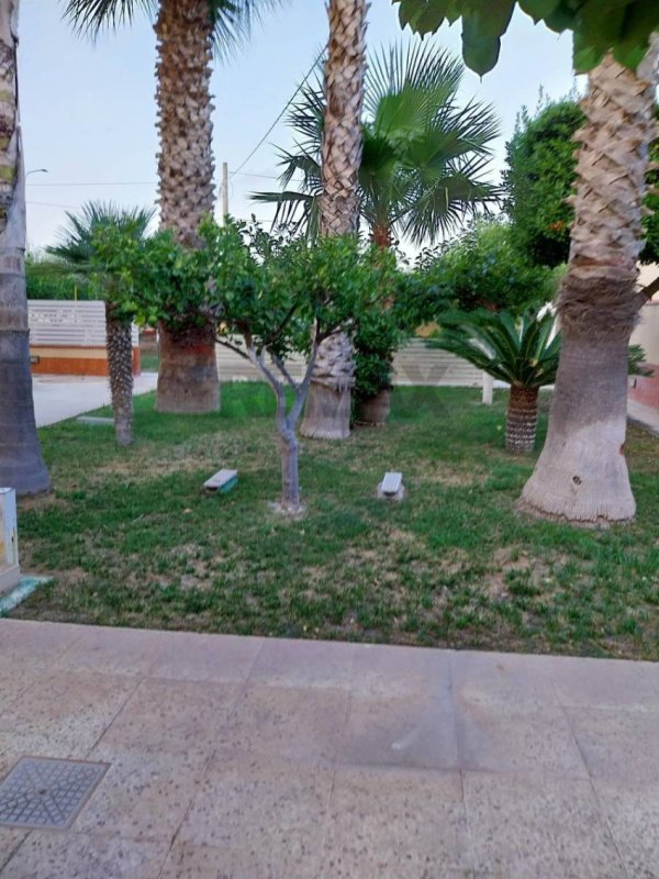 Особняк из двух квартир в Виттория