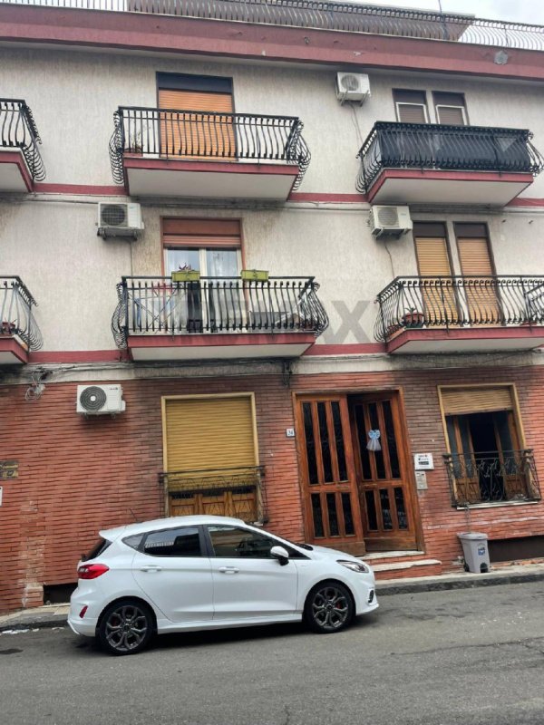 Квартира в Ачи-Катена