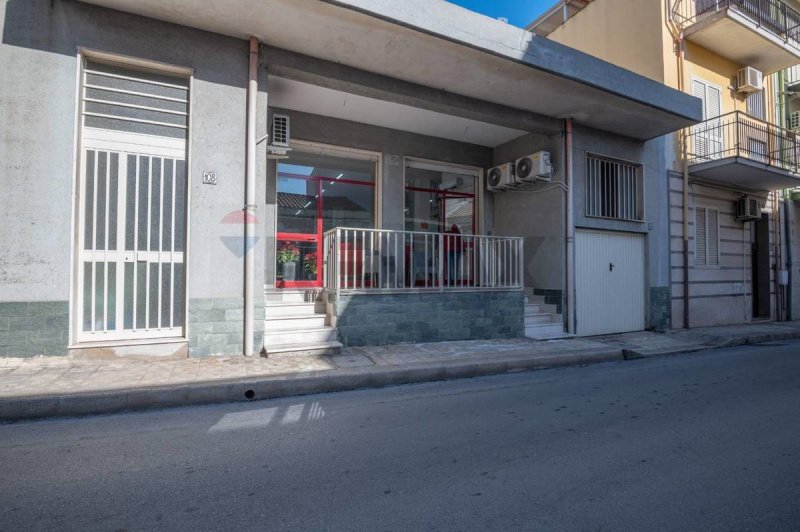 Commercial property in Priolo Gargallo
