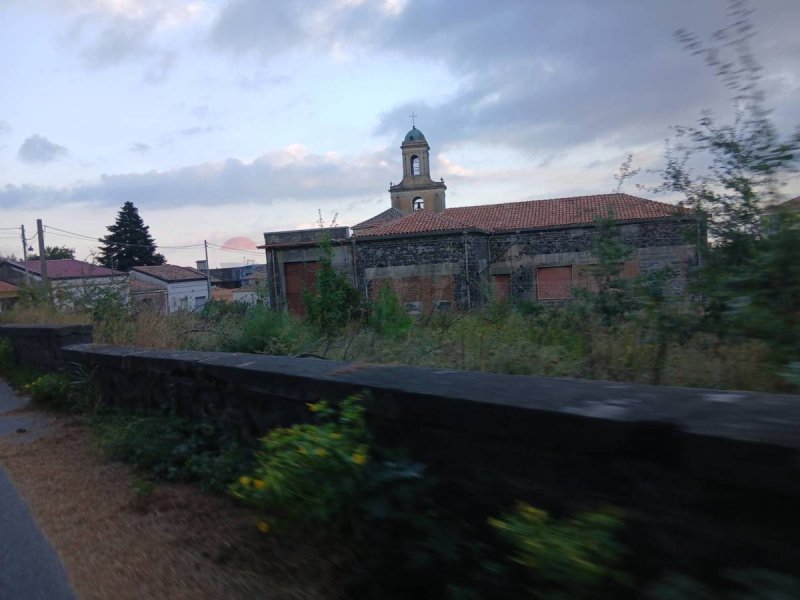 Сельскохозяйственный участок в Пьедимонте-Этнео