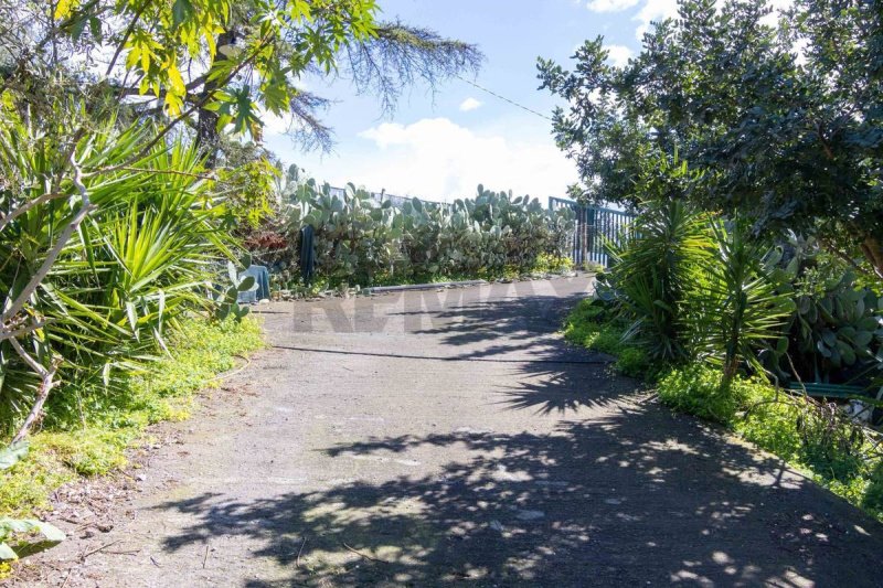 Casa de campo en Motta Sant'Anastasia