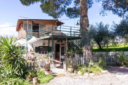 Country house in Motta Sant'Anastasia