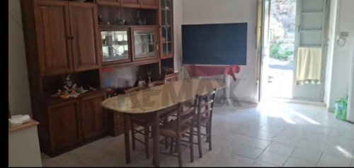Apartamento em Lentini