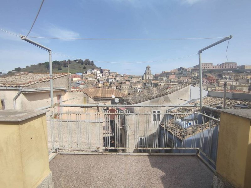 Casa independiente en Buccheri