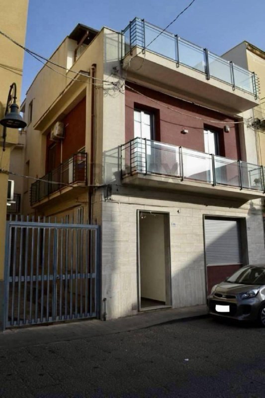 Casa geminada em Carlentini