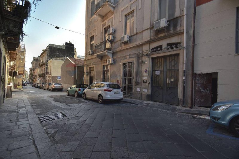 Inmueble comercial en Catania
