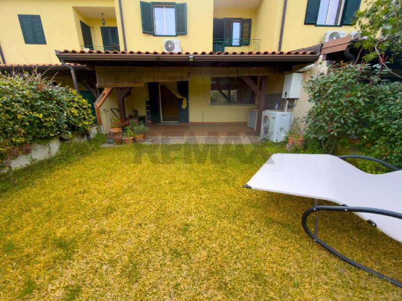 Maison mitoyenne à Tremestieri Etneo