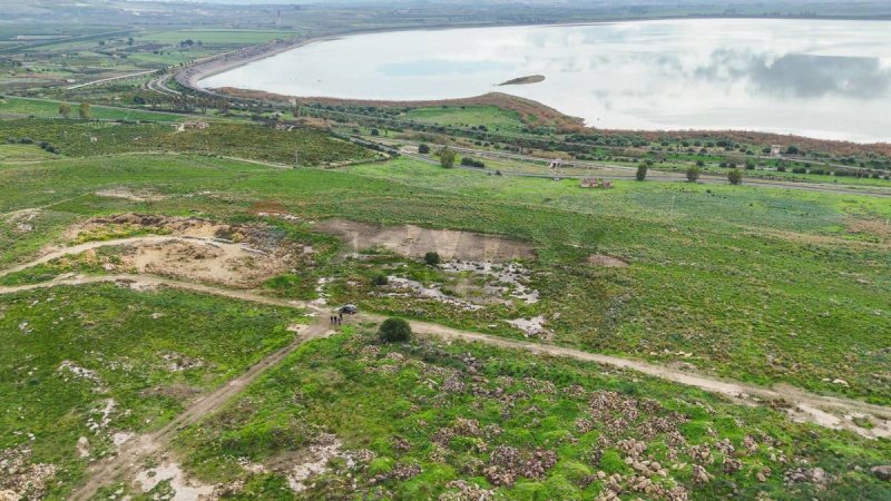 Сельскохозяйственный участок в Лентини