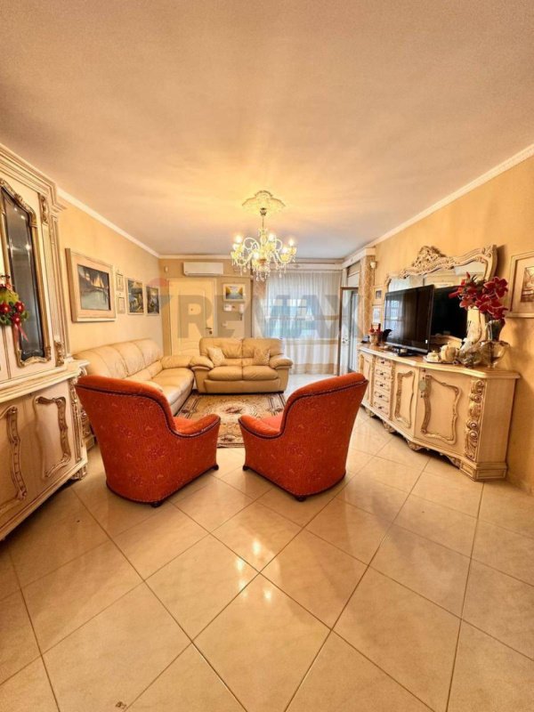 圣彼得罗-克拉伦扎公寓