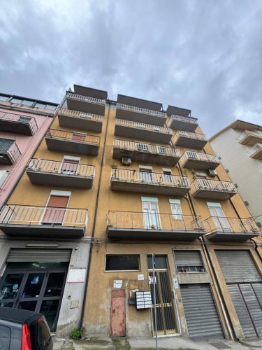Appartement à Leonforte