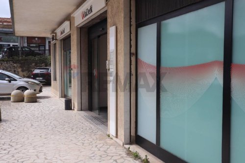 Local commercial à Raguse