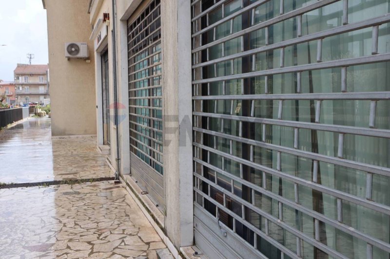 Immobile commerciale a Ragusa