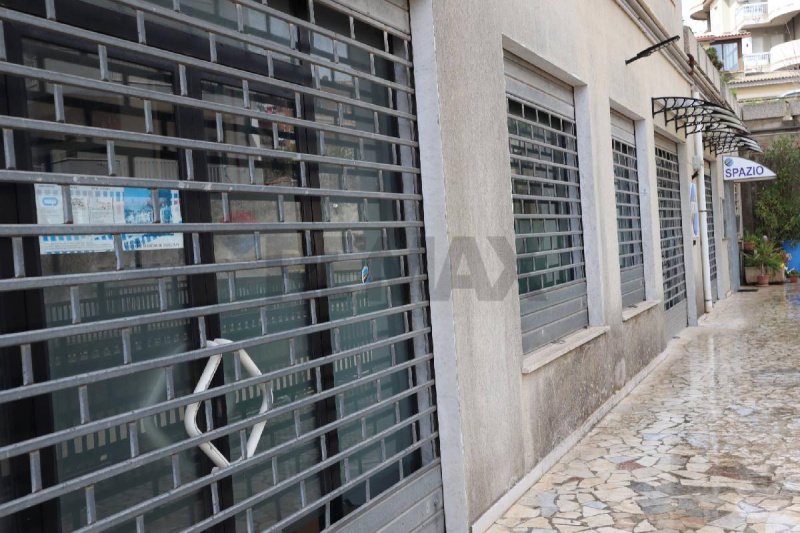 Immobile commerciale a Ragusa