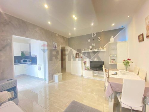 Apartamento em Catânia