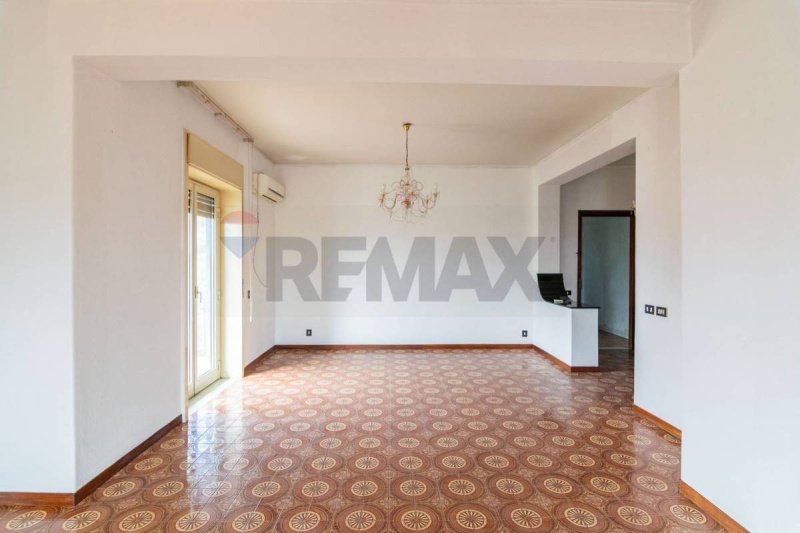 圣格雷戈里奥-迪卡塔尼亚公寓