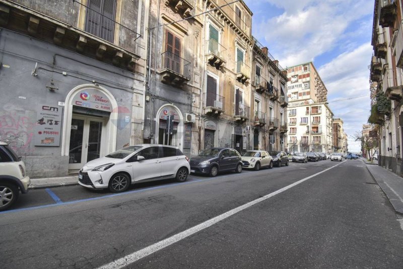 Zakelijk onroerend goed in Catanië