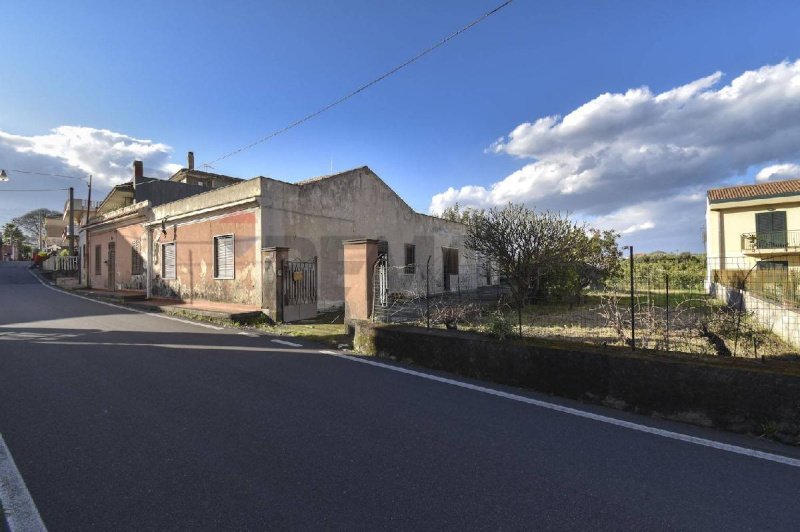 Casa indipendente a Acireale