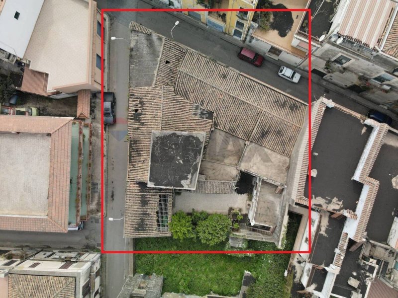 Особняк из двух квартир в Джарре