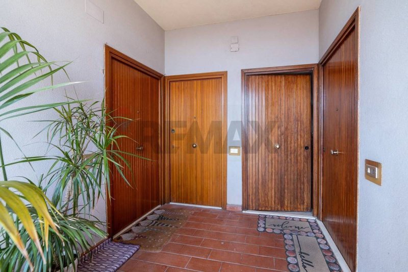 Half-vrijstaande woning in Catanië