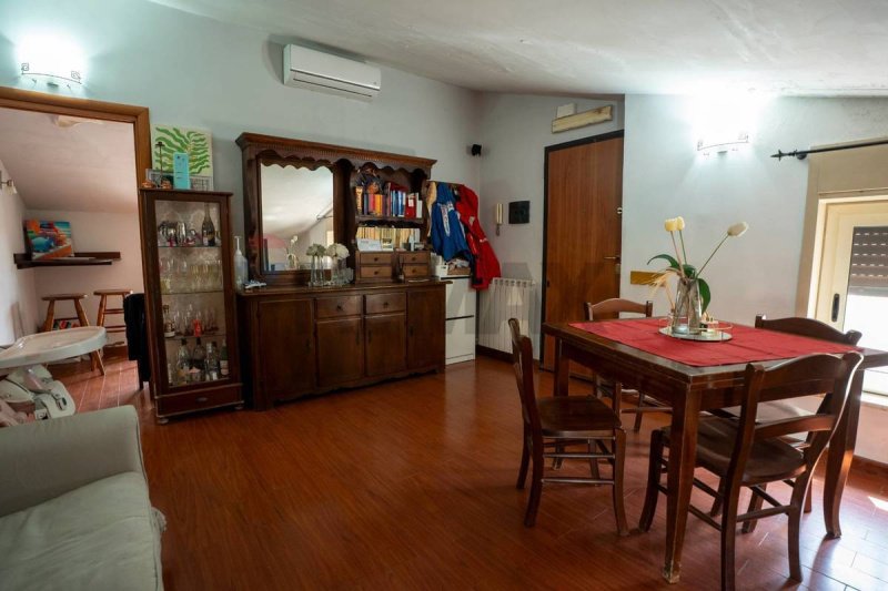 Sotão em Mascalucia