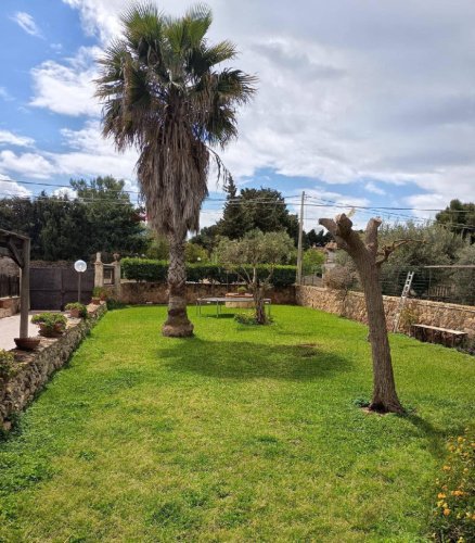 Half-vrijstaande woning in Syracuse